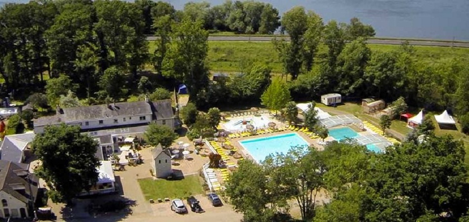 Profitez d’un cadre luxueux pendant vos vacances en camping dans le Maine et Loire !